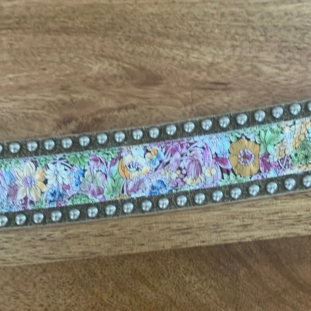 Leatherock 34”l Suede Floral Inlay Belt w/ Crystal Buckle Studded Boho hippie